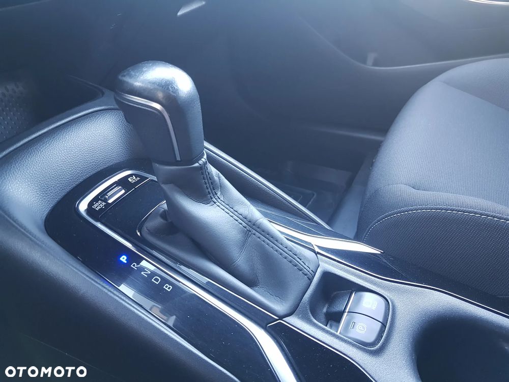 Toyota Corolla 1.8 Hybrid Comfort - 15