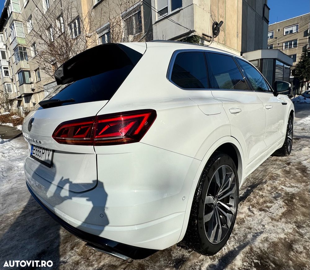 Volkswagen Touareg V6 TDI R-Style - 4