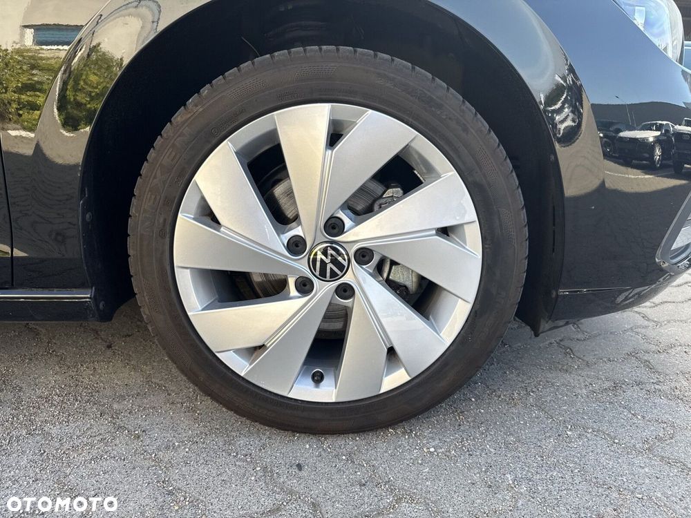 Volkswagen Golf - 31