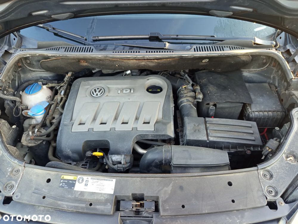 Volkswagen Touran 2.0 TDI Trendline - 20