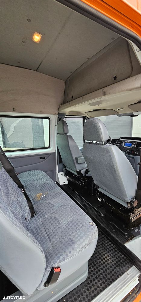 Ford Transit Turneo - 10
