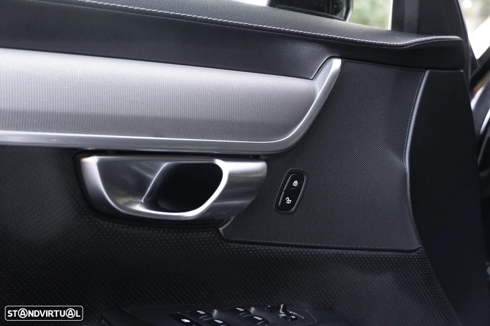 Volvo V90 2.0 D4 R-Design Geartronic - 47
