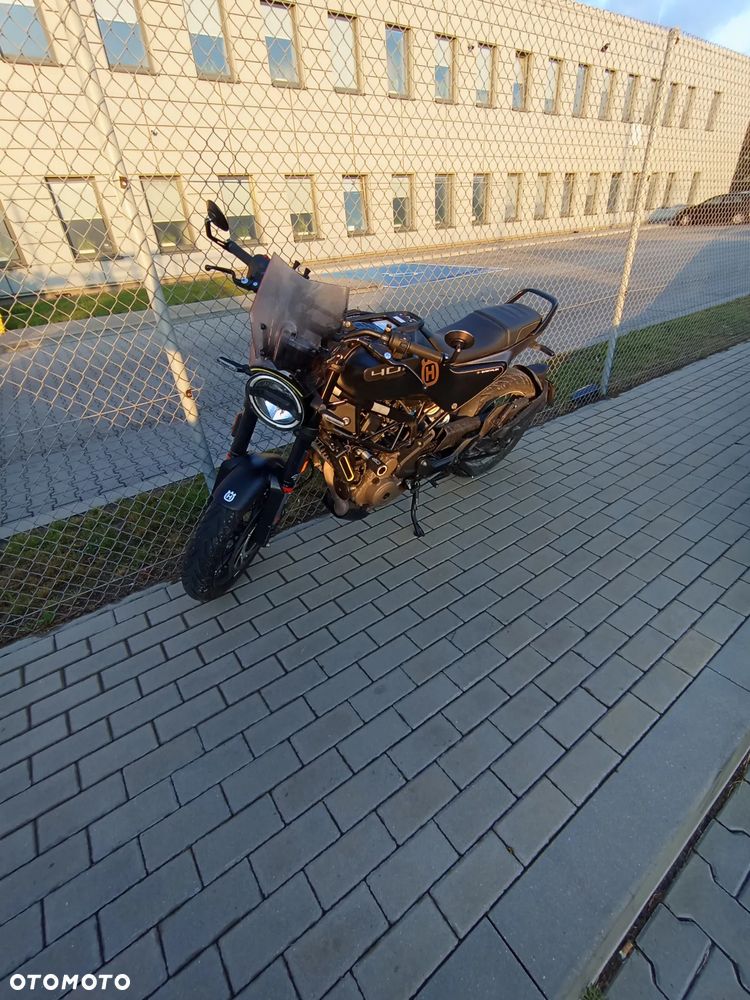 Husqvarna Svartpilen - 1