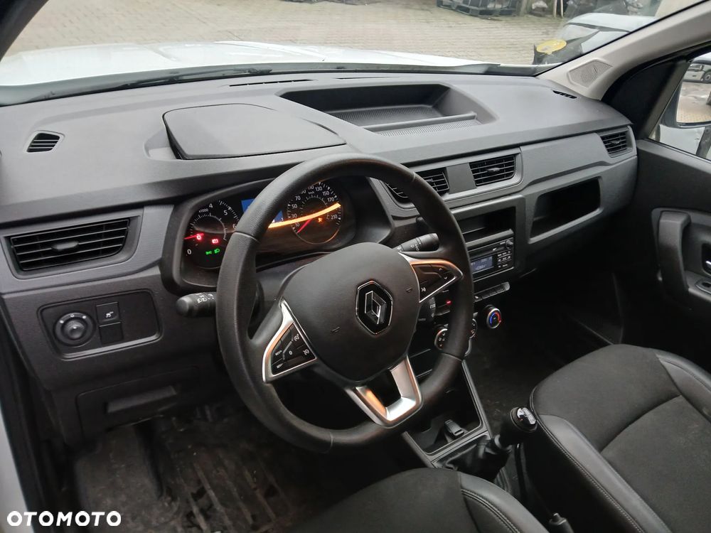 Renault Express - 12