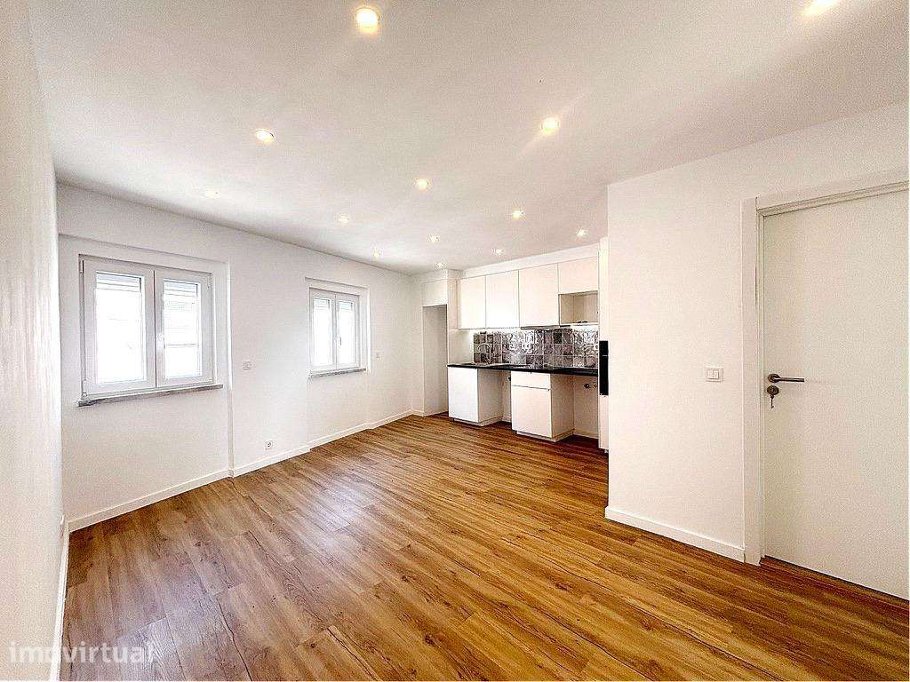 T2 Remodelado com Excelente Luz Natural no Forte da Casa! - Grande imagem: 2/26