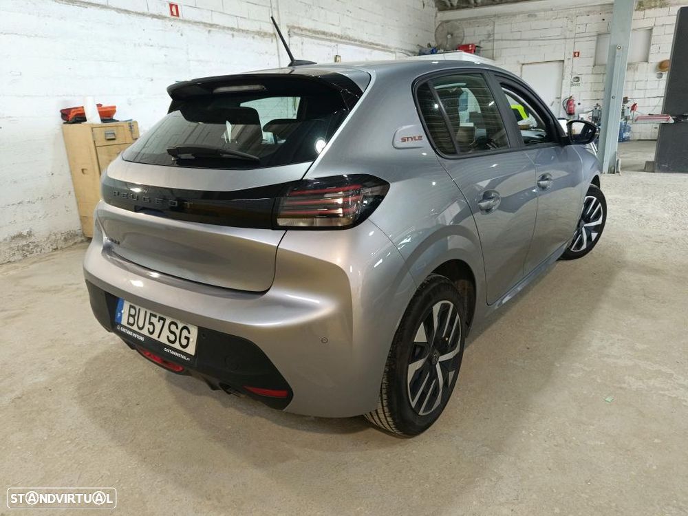 Peugeot 208 1.2 PureTech Allure - 3