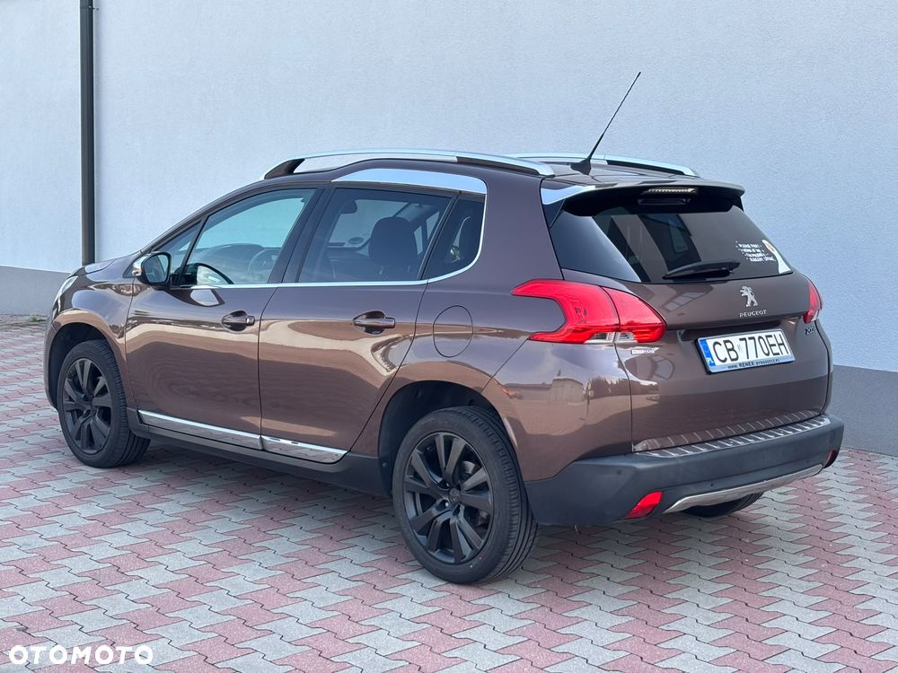 Peugeot 2008 1.6 BlueHDi Allure S&S - 5