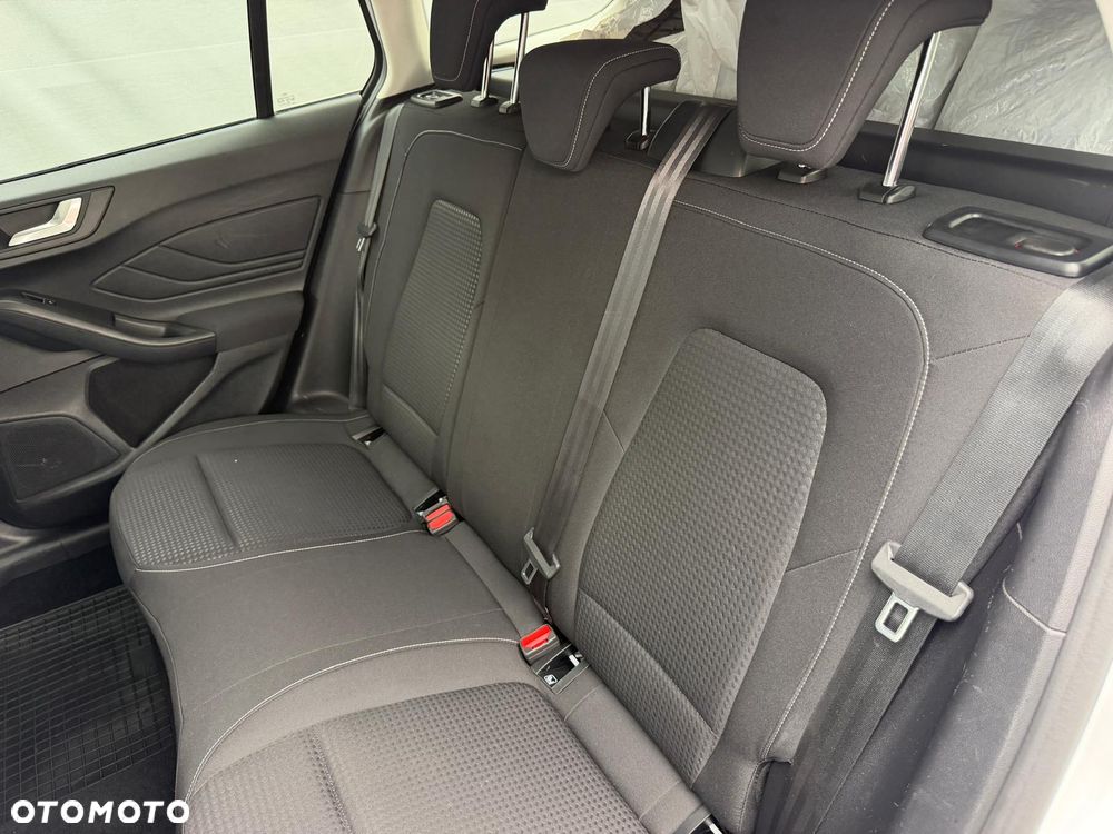 Ford Focus - 18