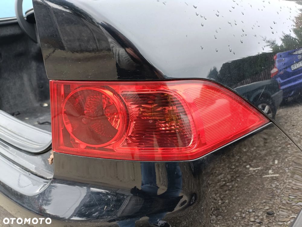 HONDA ACCORD VII 02-08 2004 r. LAMPA PRAWY TYŁ PRAWA TYLNA W BŁOTNIK EU * - 2
