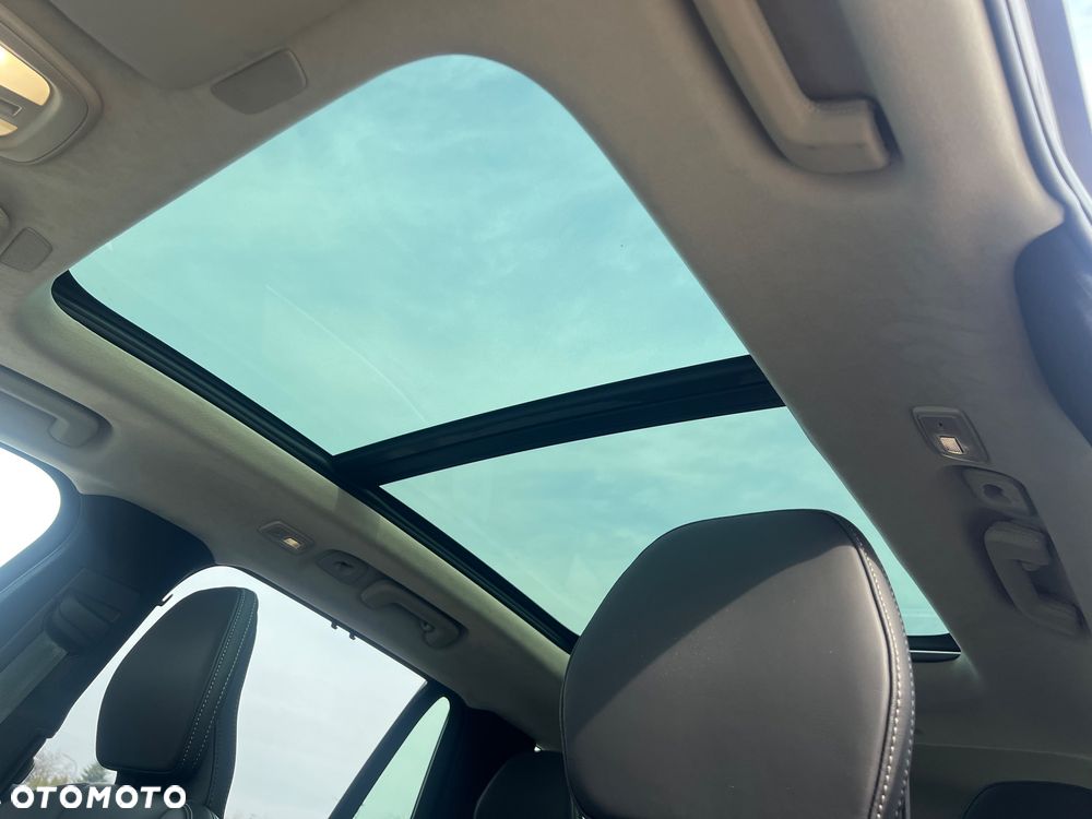 Volvo XC 90 T8 AWD Plug-In Hybrid Ultra Bright 7os - 17