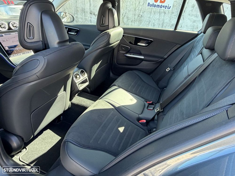 Mercedes-Benz C 300 e AMG Line - 12