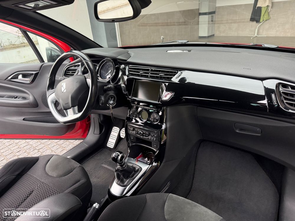 Citroën DS3 1.6 e-HDi Airdream Sport Chic - 10
