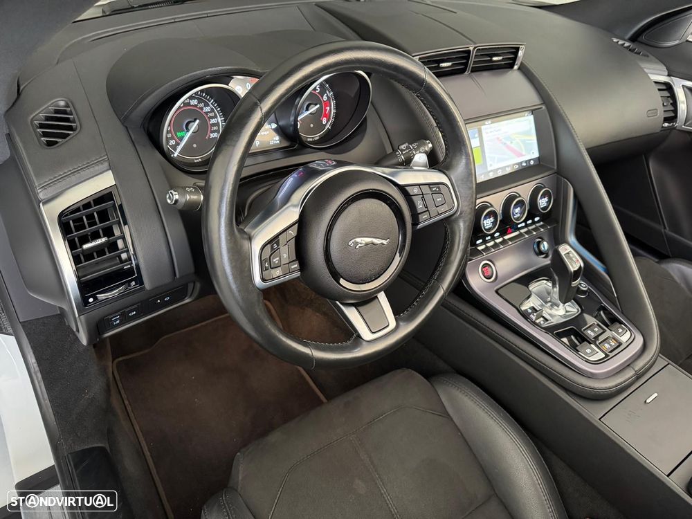 Jaguar F-Type 2.0 i4 R-Dynamic - 15
