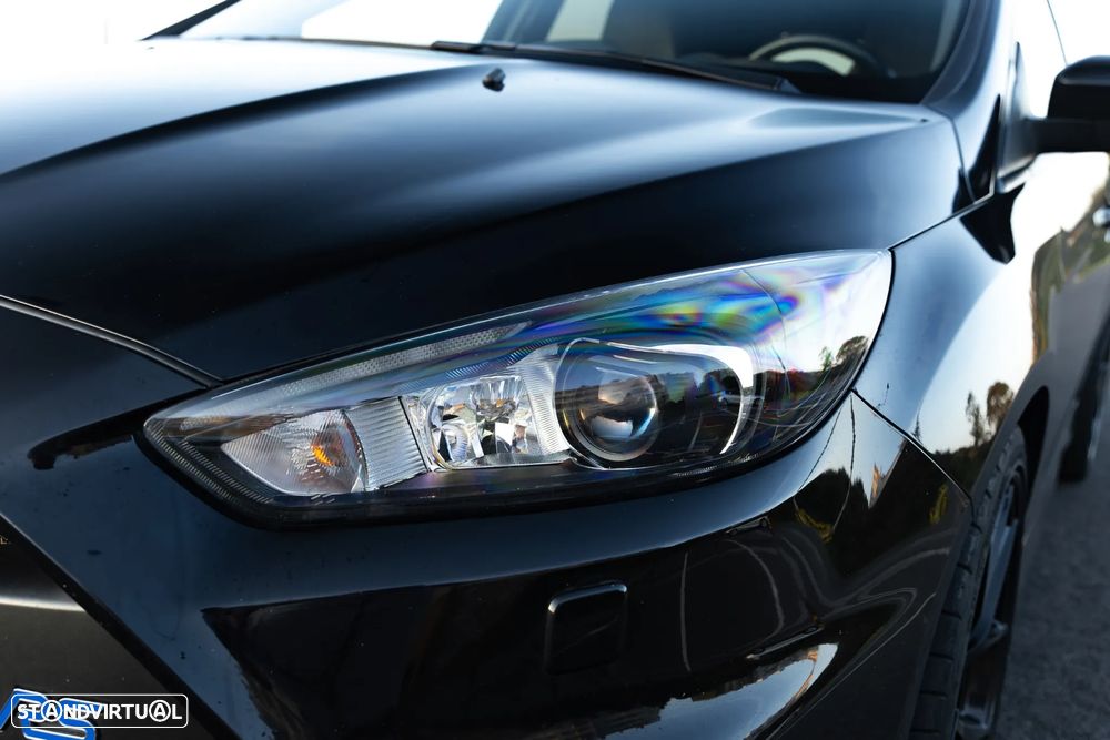 Ford Focus 2.3 EcoBoost RS Pack Performance - 6