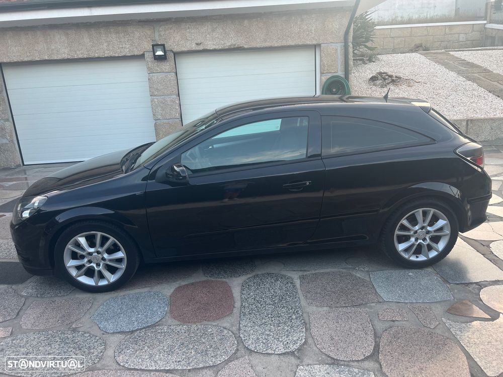 Opel Astra GTC 1.7 CDTI - 3