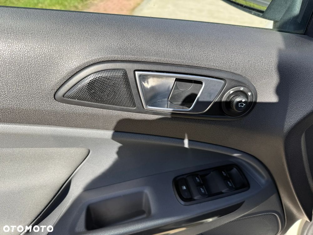 Ford EcoSport - 13