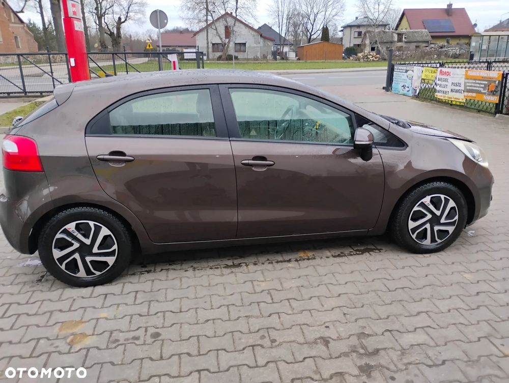 Kia Rio 1.4 Dream-Team Edition - 2