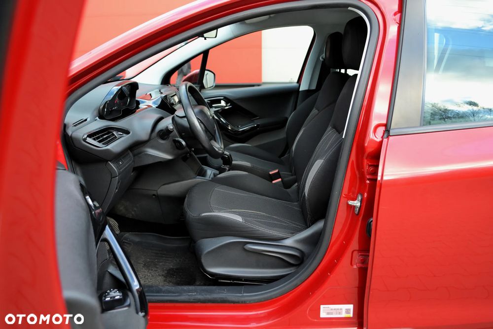 Peugeot 208 1.2 VTi Style - 6