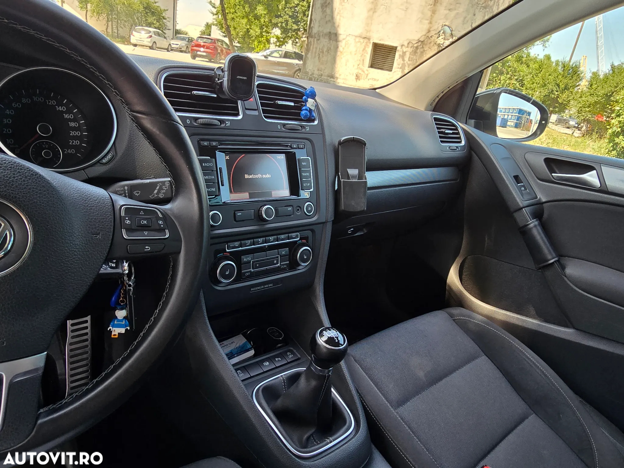 Volkswagen Golf 1.6 TDI DPF BlueMotion Technology Style - 11