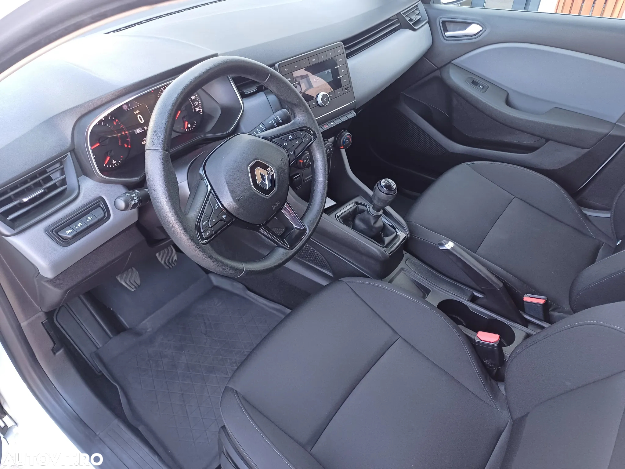 Renault Clio V 1.0 TCe Life - 8