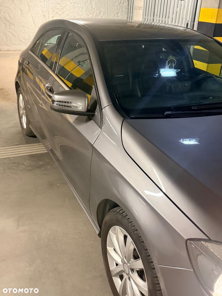 Mercedes-Benz Klasa A 200 d - 23