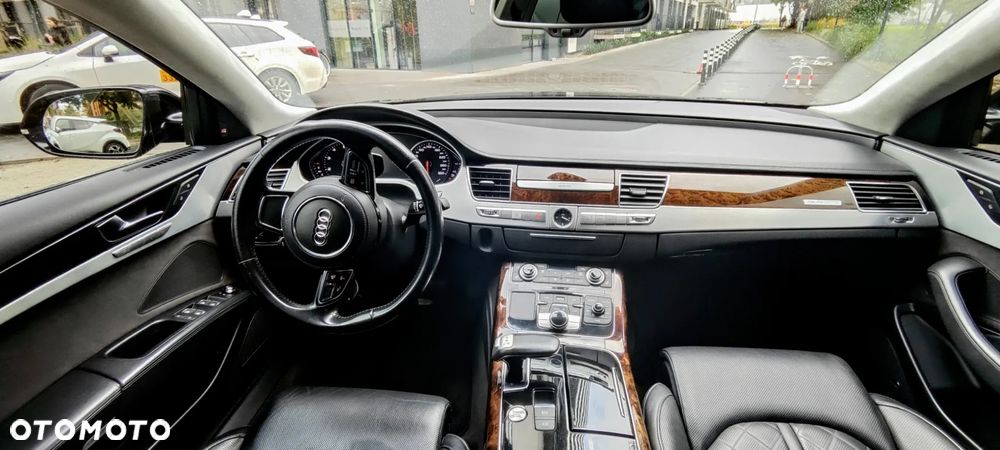 Audi A8 4.2 FSI Quattro - 17