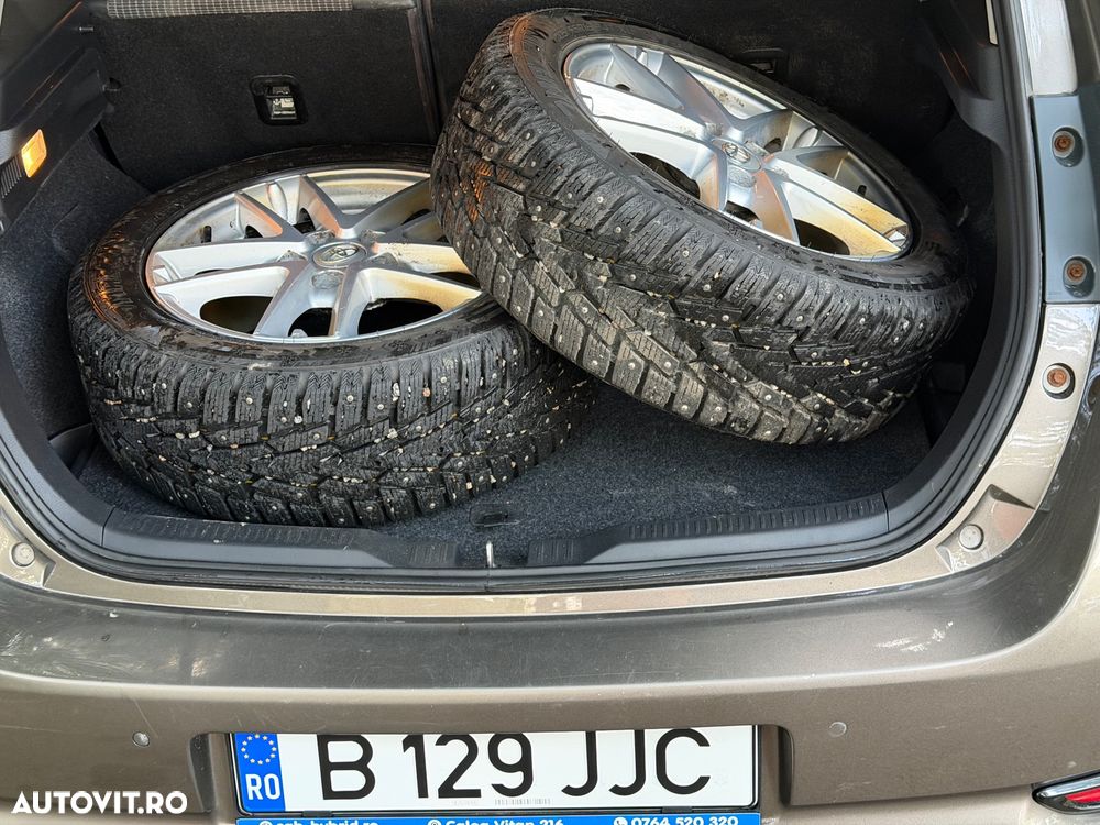Toyota Auris 1.8 L VVT-i Sol + - 15
