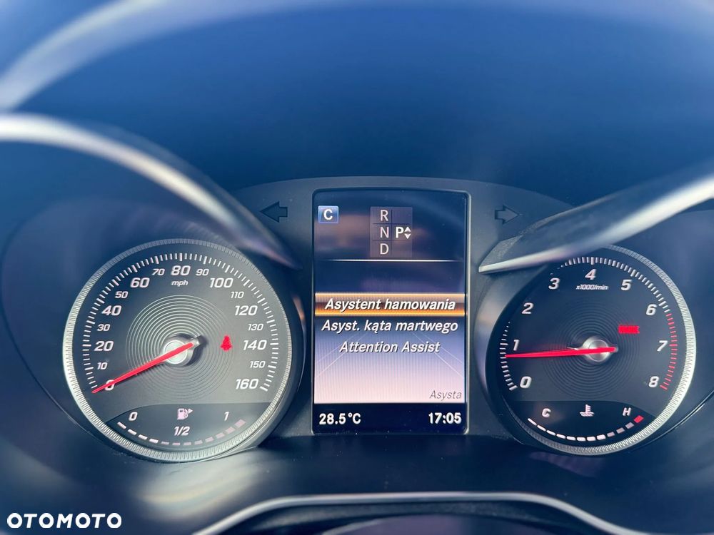 Mercedes-Benz GLC 300 Coupe 4Matic 9G-TRONIC AMG Line - 29