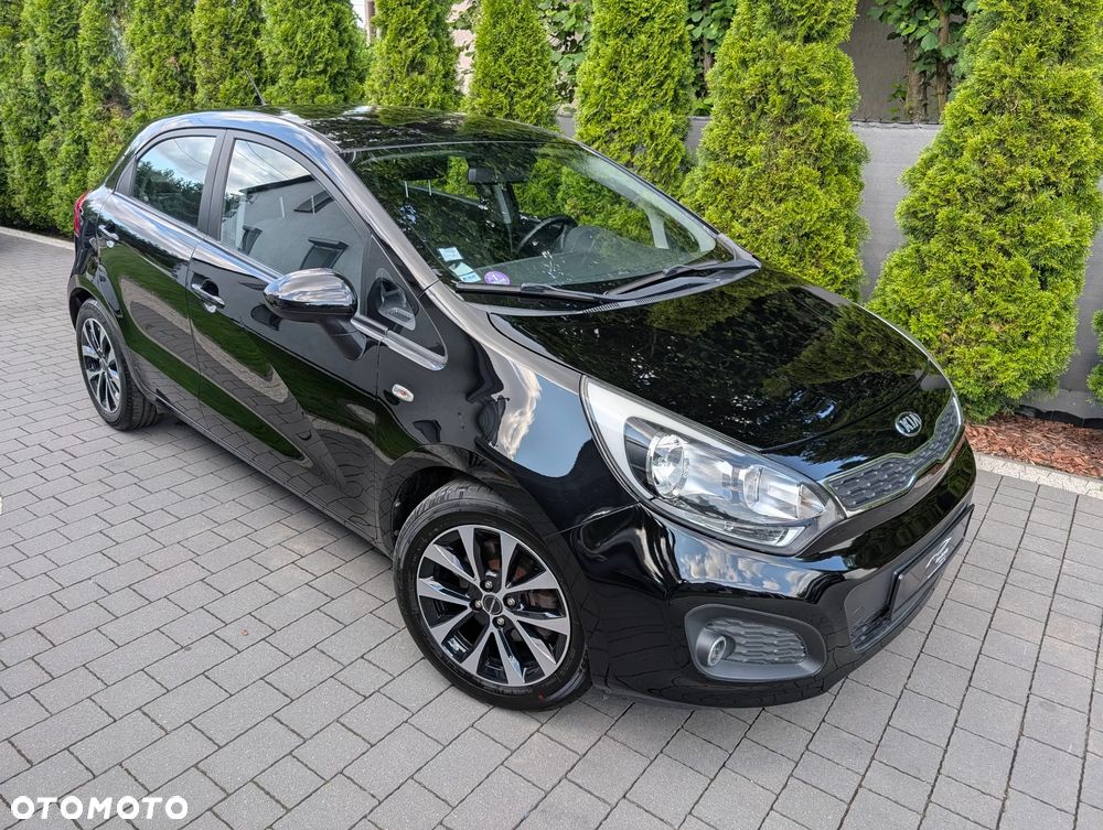 Kia Rio - 4