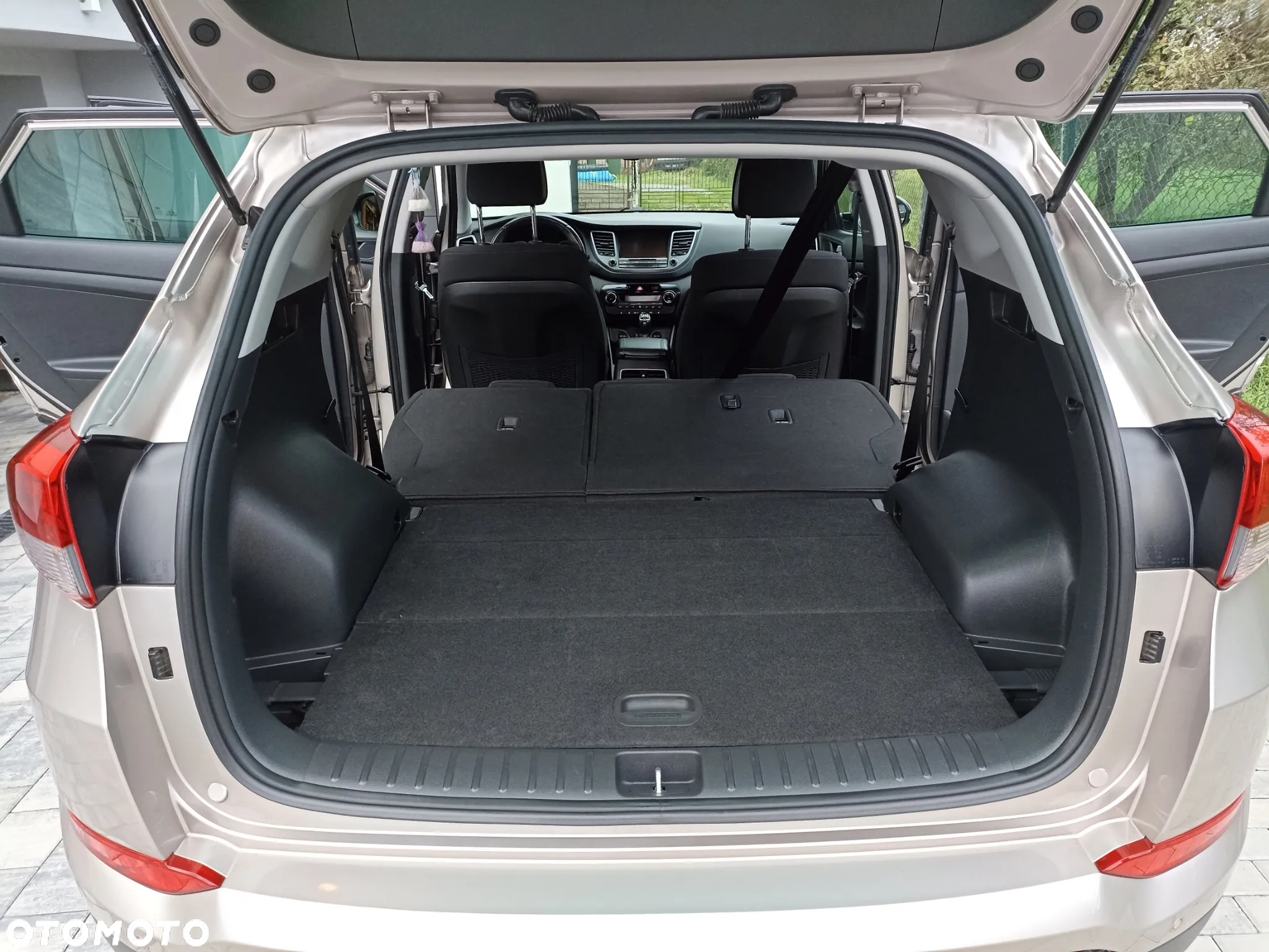 Hyundai Tucson 1.6 GDI BlueDrive Comfort 2WD - 17