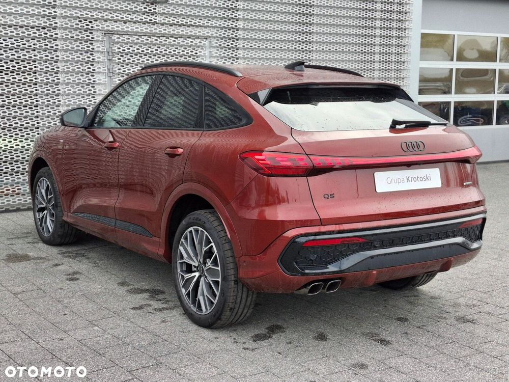 Audi Q5 Sportback - 5