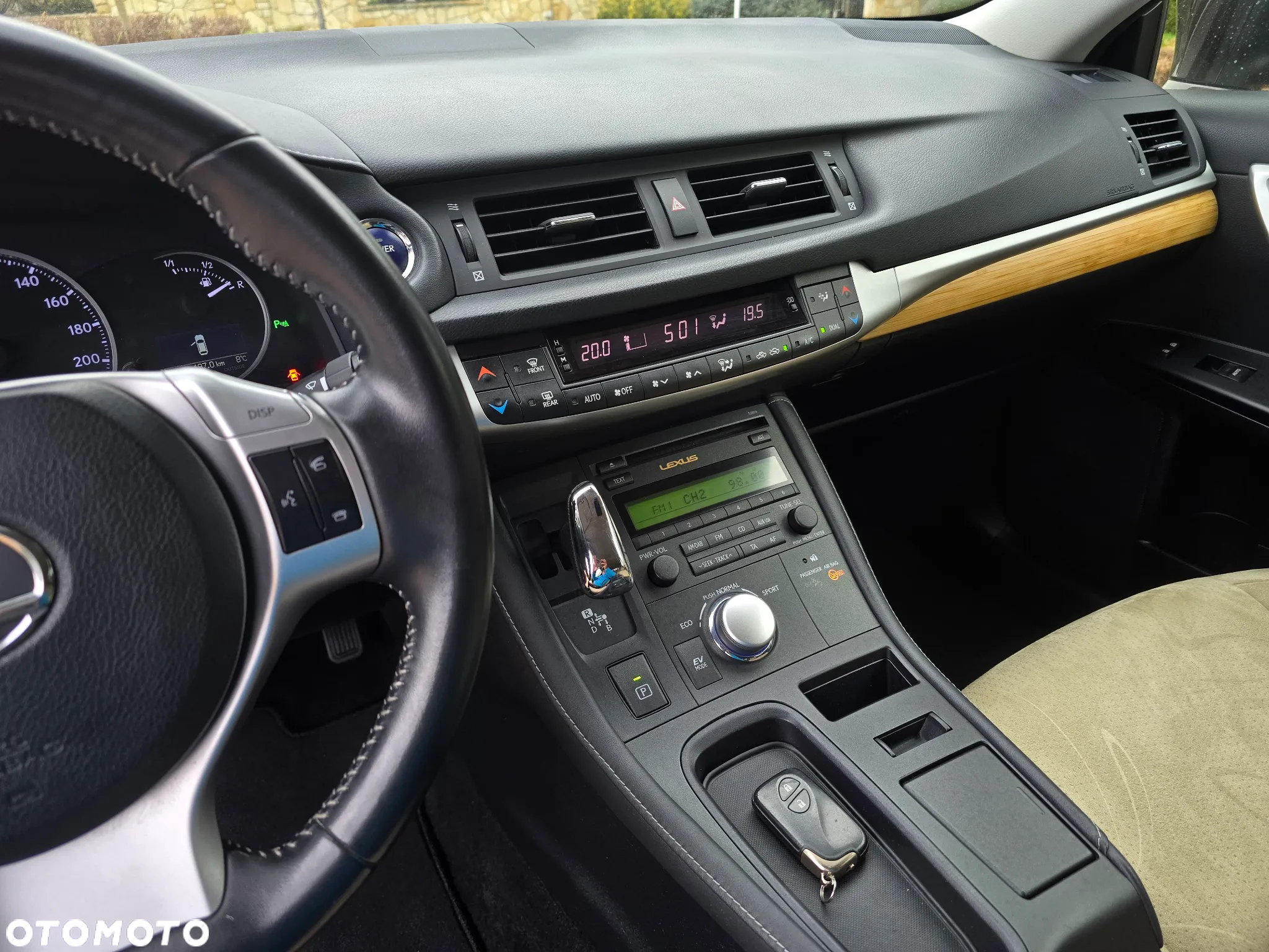 Lexus CT 200h Prestige - 33