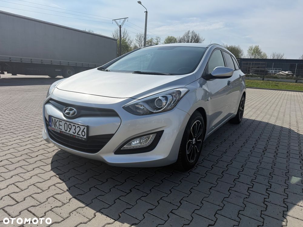 Hyundai i30 1.4 Fifa World Cup Edition - 2