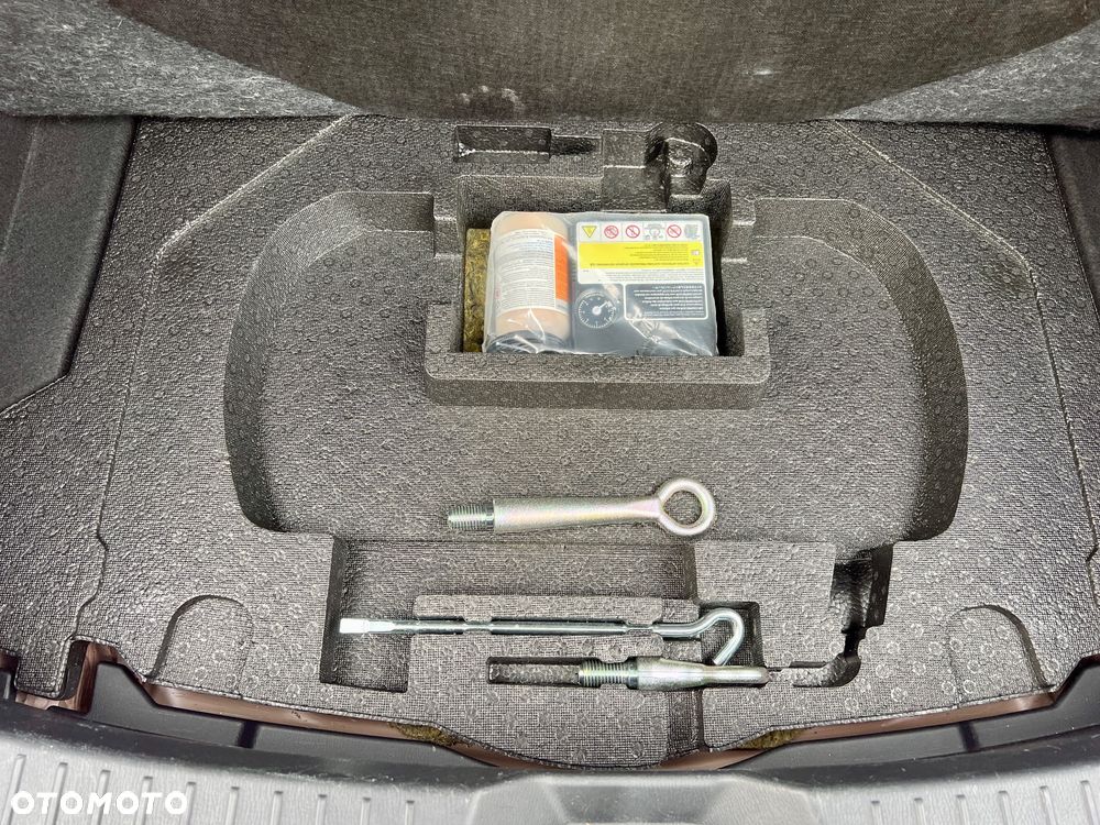 Mazda 3 SKYACTIV-G 120 Center-Line - 28