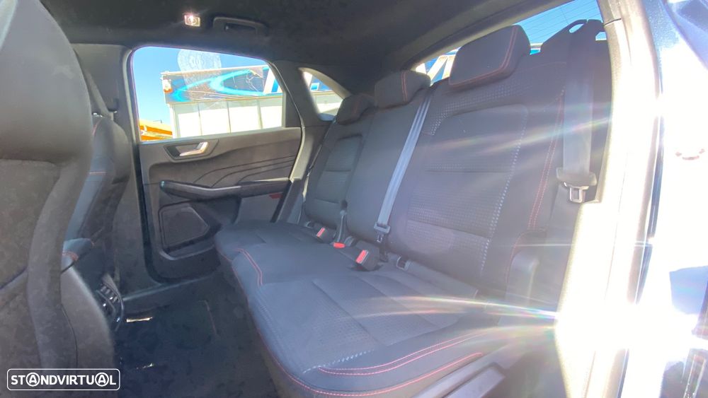 Ford Kuga 1.5 TDCi EcoBlue ST-Line Aut. - 27