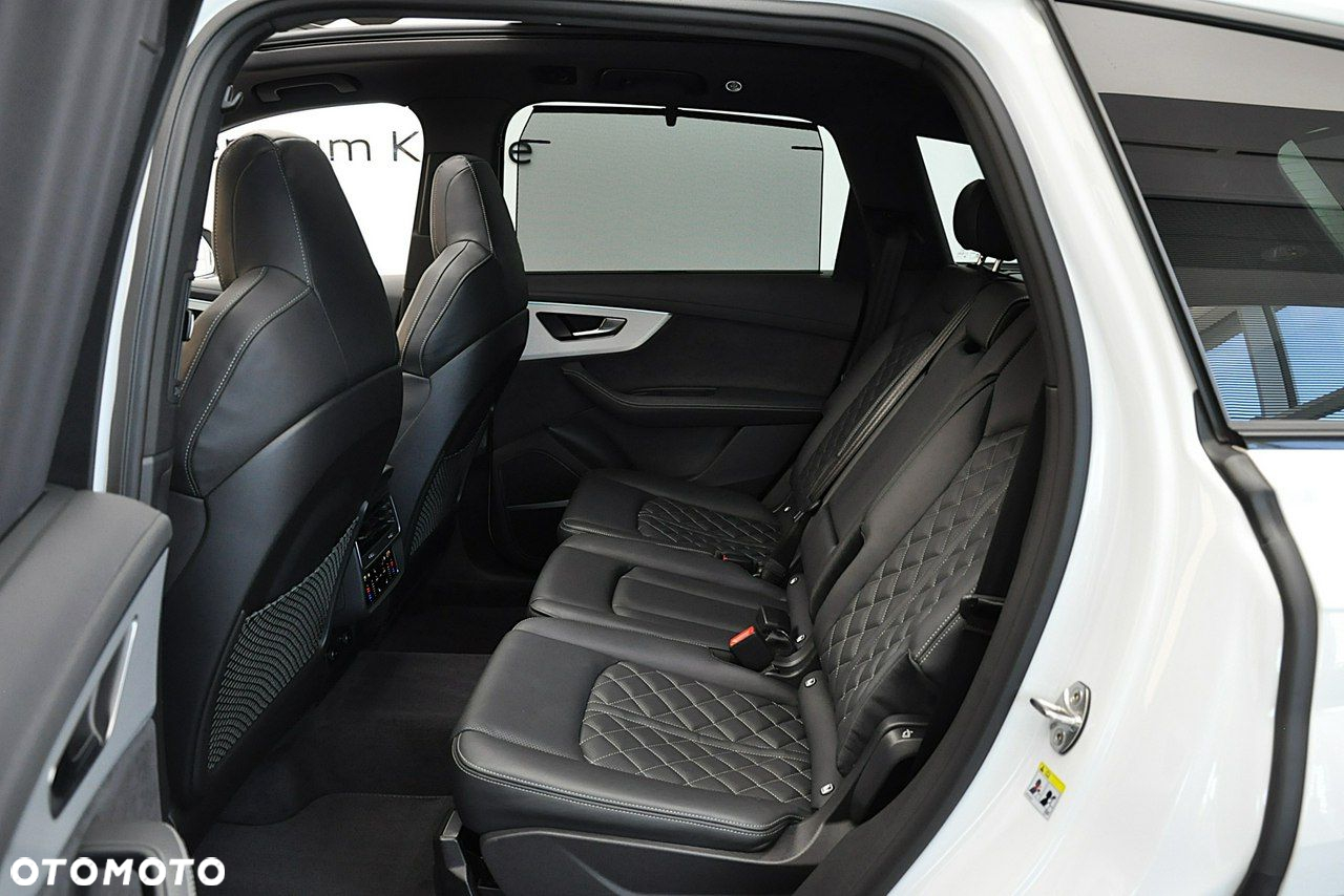 Audi Q7 - 30