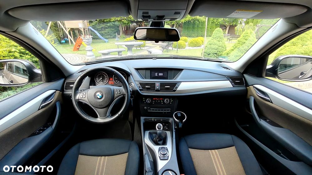 BMW X1 sDrive18d xLine - 18
