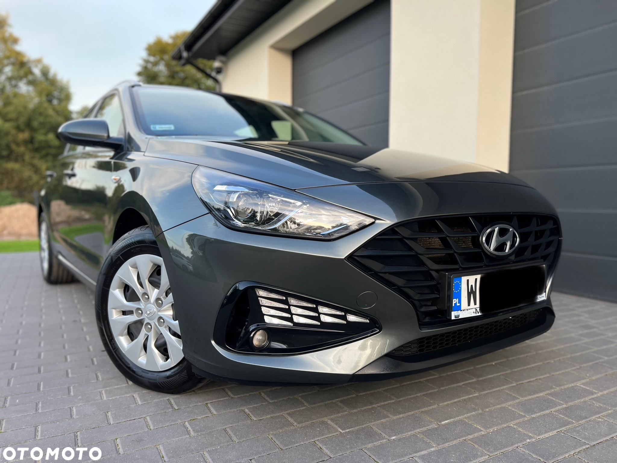 Hyundai i30 1.6 D Classic + - 4