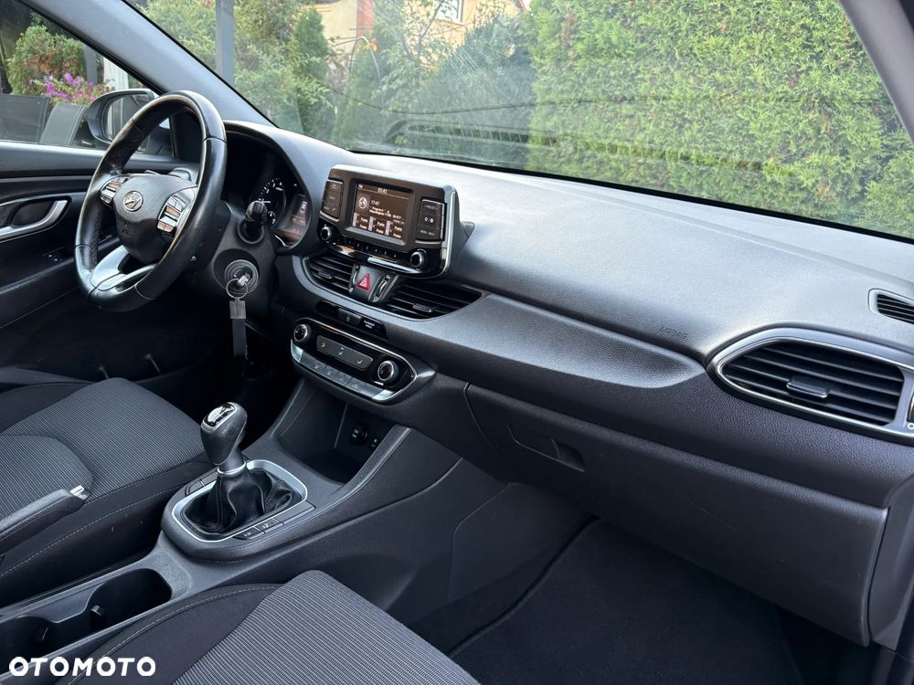 Hyundai i30 - 19