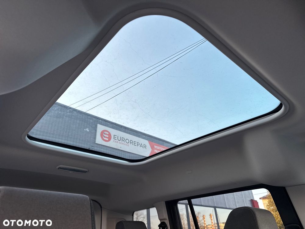 Ford Tourneo Connect 1.5 EcoBlue Titanium - 12