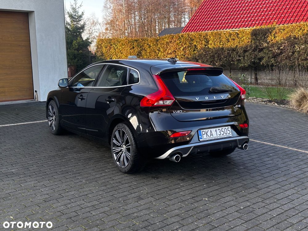 Volvo V40 D4 Geartronic RDesign - 3