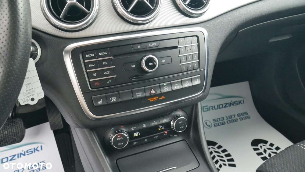 Mercedes-Benz GLA - 18