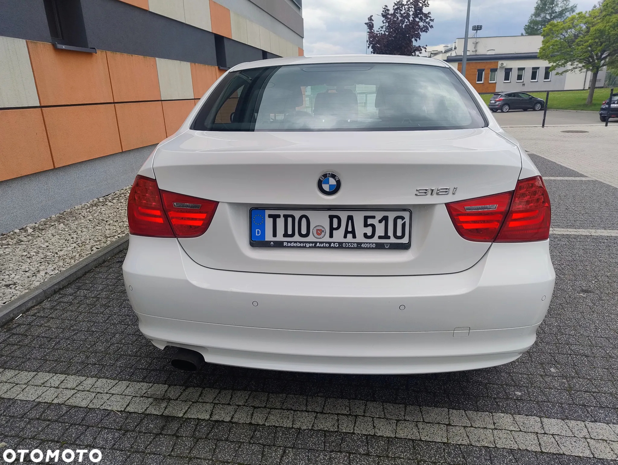 BMW Seria 3 318i - 6