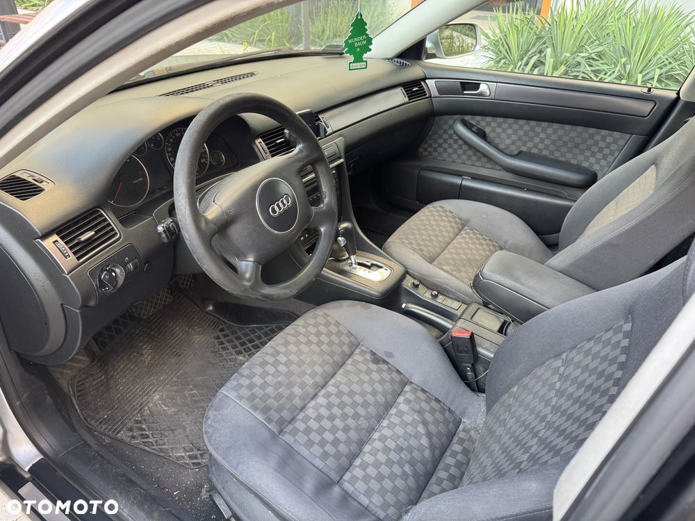 Audi A6 Avant - 4