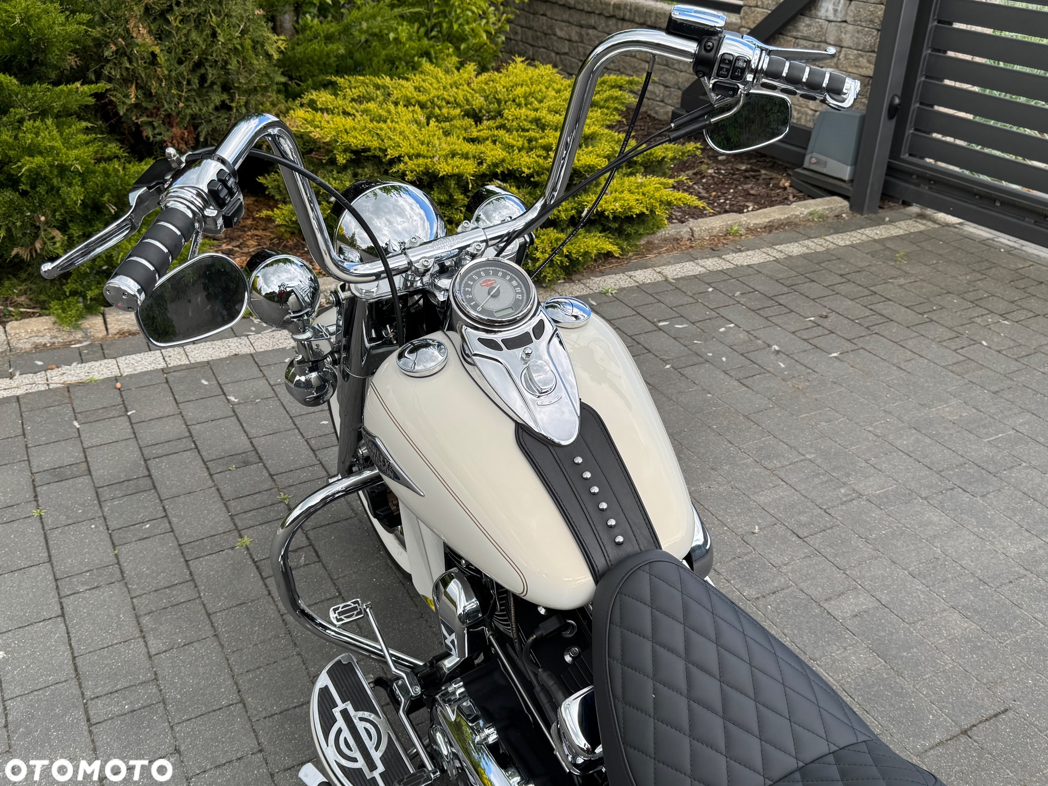 Harley-Davidson Softail Heritage Classic - 22