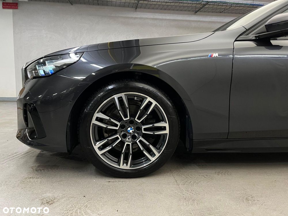 BMW Seria 5 520d xDrive mHEV M Sport - 16