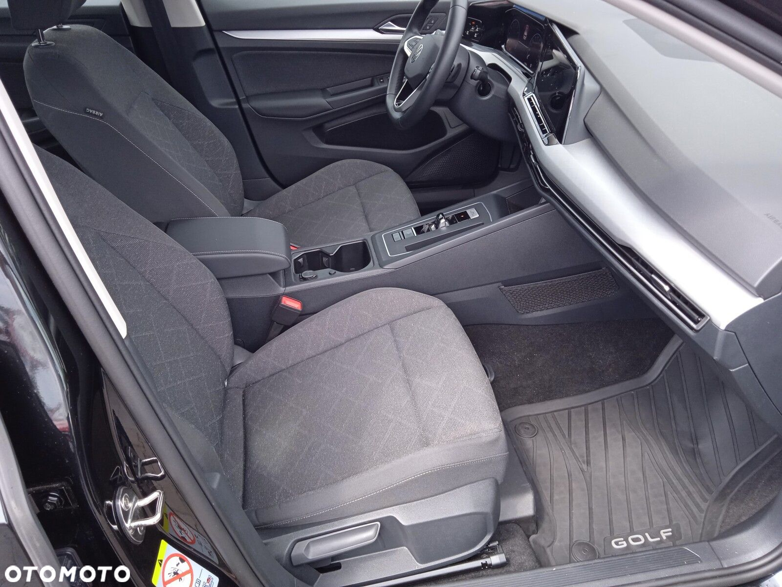 Volkswagen Golf - 15