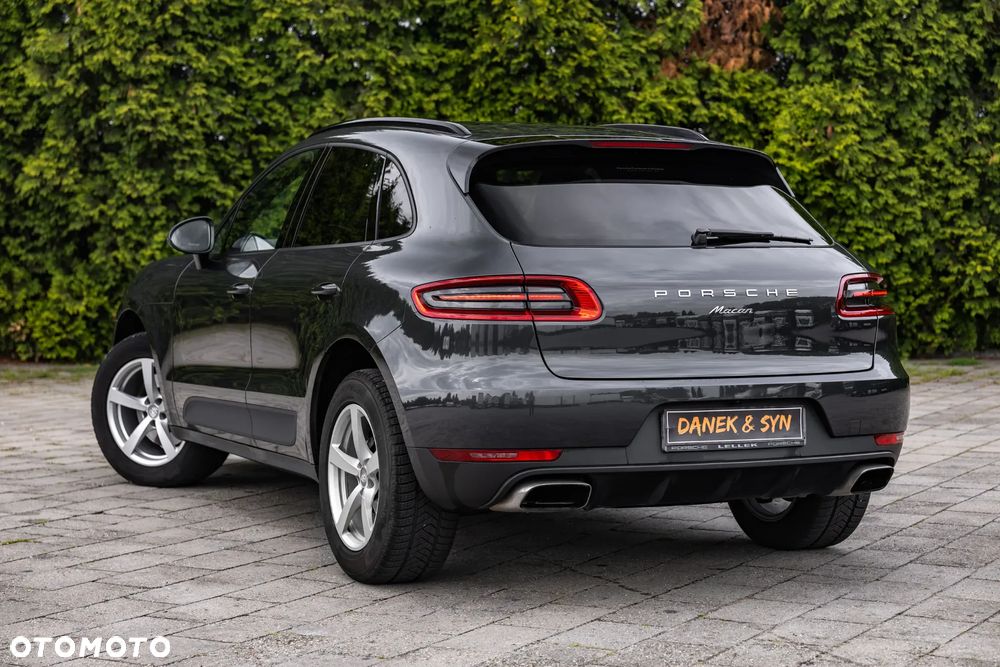 Porsche Macan Standard - 2