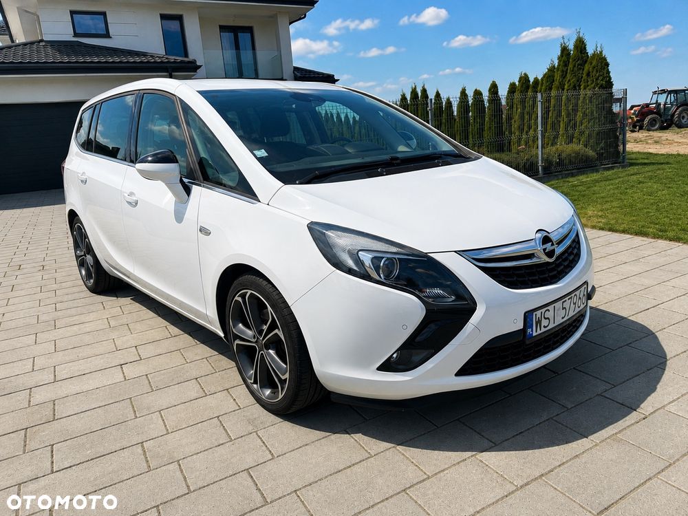 Opel Zafira - 1