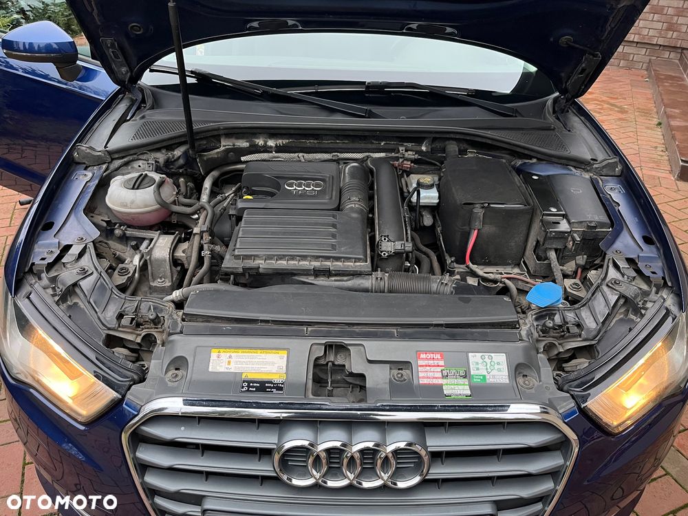 Audi A3 Sportback 1.4 TFSI Ambiente - 17